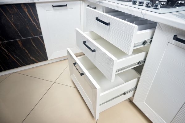 Kitchen Drawer Replacement in Red Oak