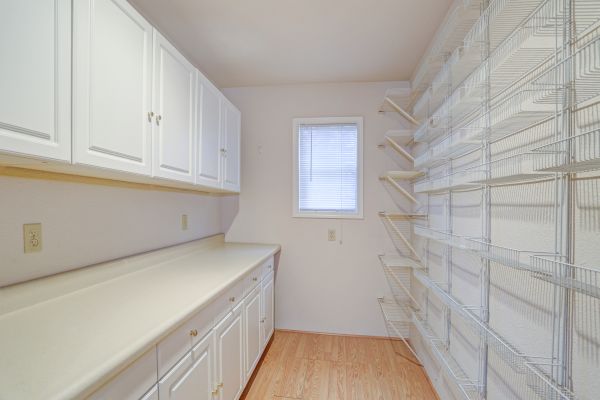 Pantry Repair in Red Oak