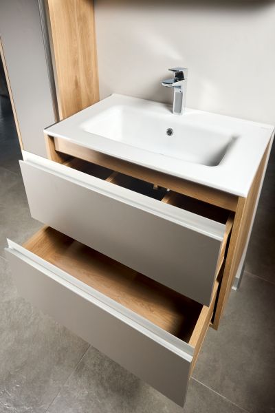 Cabinet Drawer Replacement in Red Oak
